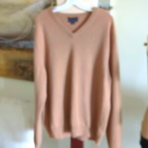 Estate Cashmere Club room. Size XL.